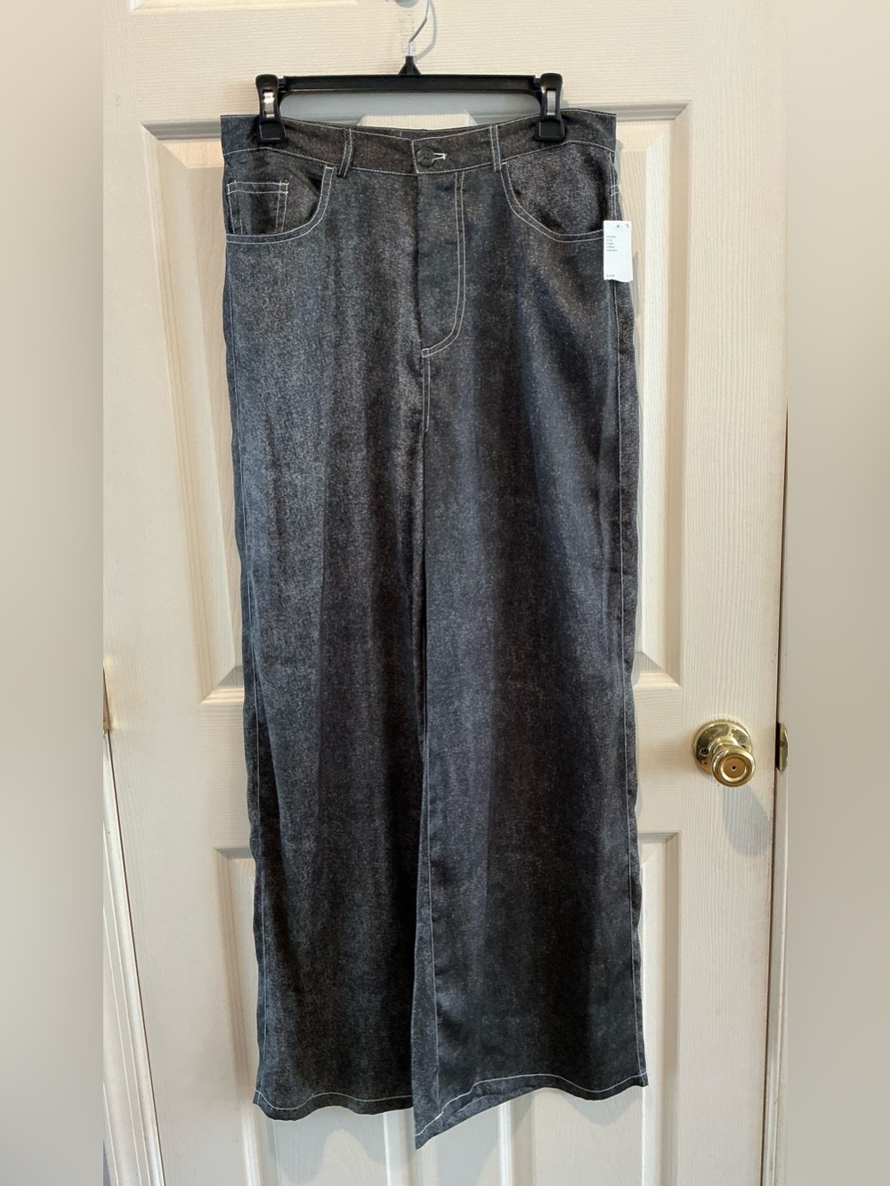 Urban Outfitters NWT Flowy Lightweight Wide Leg Boho Pant in Steel Gray Woman 8